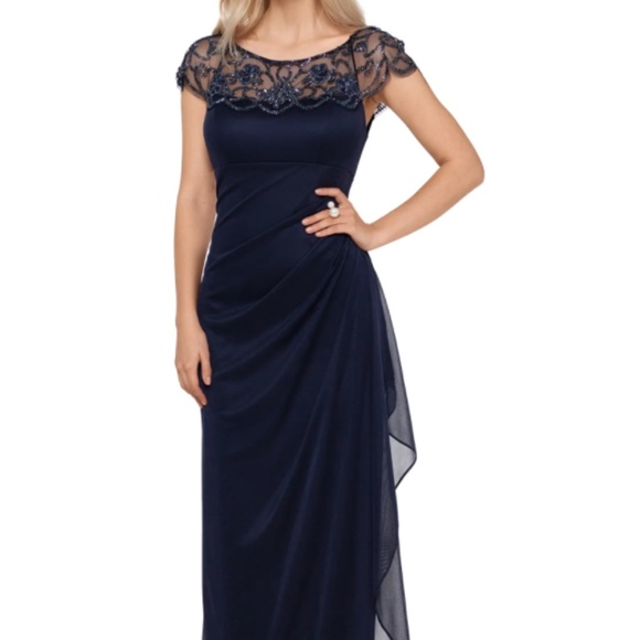 Xscape Dresses & Skirts - Xscape Ruched Beaded Short Sleeve Gown - Sz 6